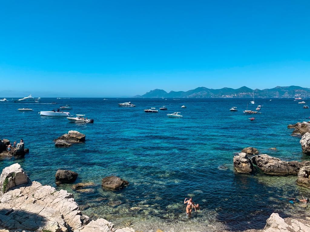 Découvrez les Îles de Lérins lors de votre séjour à l’Hôtel des Orangers Cannes